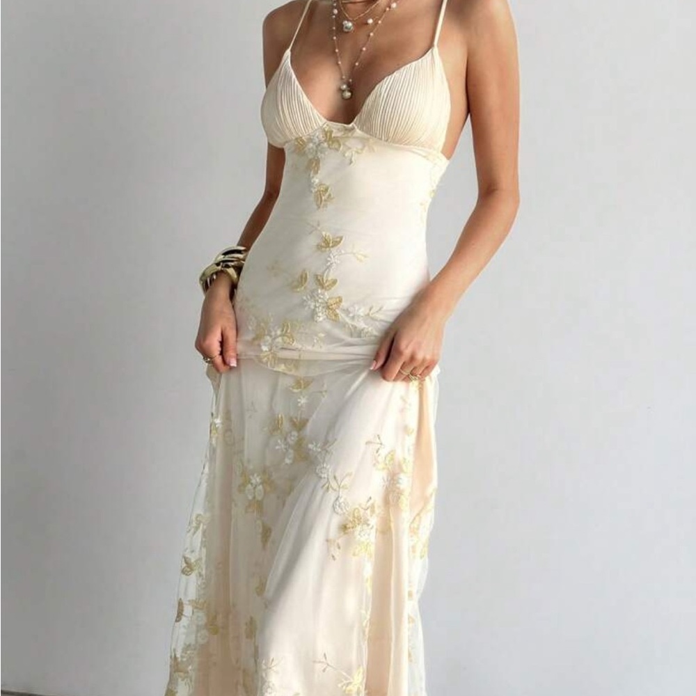 SHEIN Cream Lace Embroidery Dress